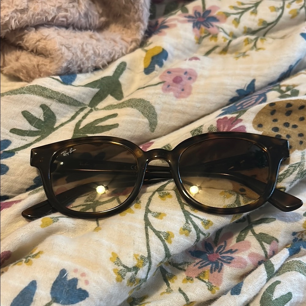 Ray-Ban brown cheetah Frame Sunglasses